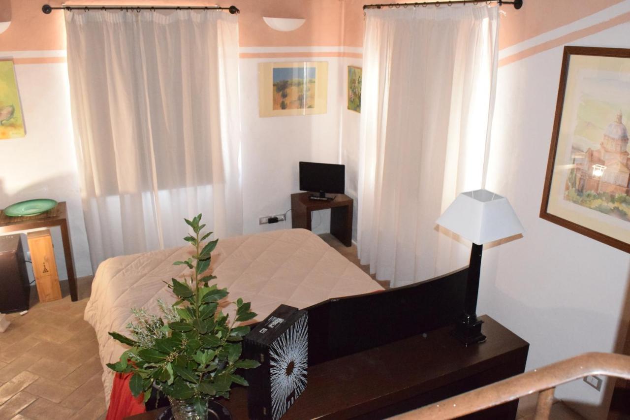 La Locanda Del Vino Nobile B&B Монтепульчано Экстерьер фото