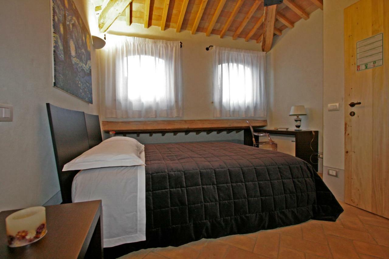 La Locanda Del Vino Nobile B&B Монтепульчано Экстерьер фото